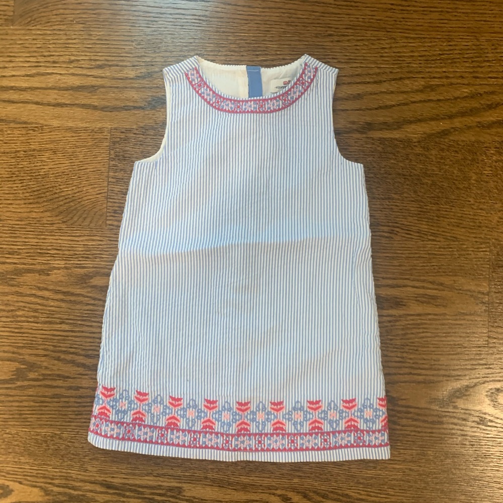 Girls size 3 Vineyard Vines Dress.